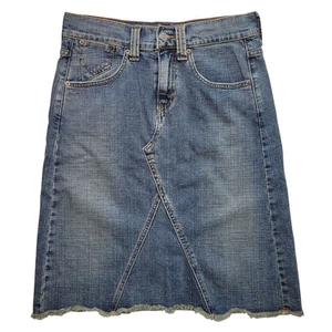 Levi’s A-Line Denim Skirt Raw Edge Hem Western Women's Size 4 Blue Knee Length - Picture 1 of 23