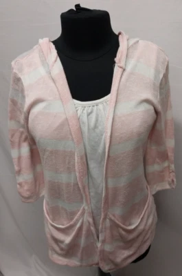 SIN FRONTERAS MUJER LG SUÉTER ROSA Y BLANCO CON BOLSILLOS Y CAMISA BLANCA INCORPORADA Foto 1 de 4