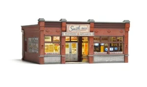 SMITH BROS TV & APPLIANCES BUILT-&-READY HO-SCALE-WOODLAND SCENICS-TOP BUY! - Picture 1 of 9