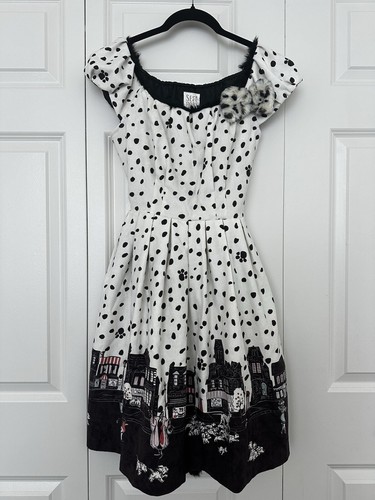 UNDERCOVER abito disney miele segreto 101