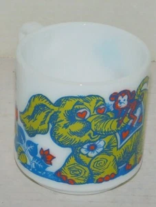 Vintage 1970's Hazel Atlas Brockway Milk Glass Elsie Love Mug Coffee Cup Unused - Picture 1 of 6