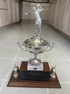DE COLECCIÓN 1975 15" CLUB DE MARISCALES DE CAMPO PRIMER TROFEO DE GOLF ANUAL BAJO BRUTO DIFÍCIL DE ENCONTRAR RARO - Imagen 1 de 3