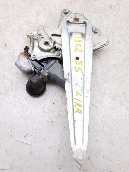 06-13 REGULADOR VENTANA PUERTA TRASERA LADO CONDUCTOR LEXUS IS250  Foto 1 de 4