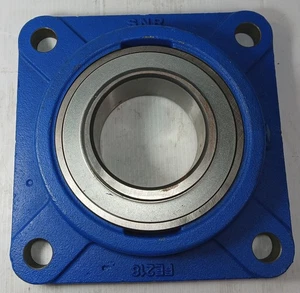 1 NEW SNR EXFE218 4 BOLT FLANGE PILLOW BLOCK BEARING NNB ***MAKE OFFER*** - Picture 1 of 5