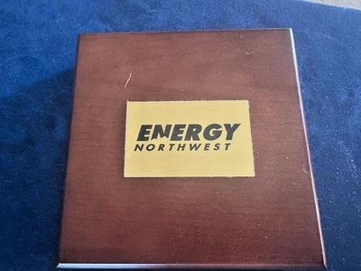 Vintage Energy Northwest (WNP-2) Nuclear Plant Coin Set - Franklin Mint w/Box - Image 1 of 4