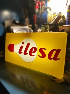 insegna luminosa lampadine ILESA vintage emporio termoformata '60 No Smaltata - Foto 1 di 8