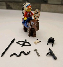 LEGO Western Indian Chief 6709 Big Chief Rattle Snake + War Paint Horse & Extras