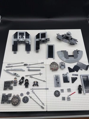 LEGO Star Wars: Darth Vader's Tie Fighter (8017), 9492 Tie Fighter Incomplete - Image 1 of 4