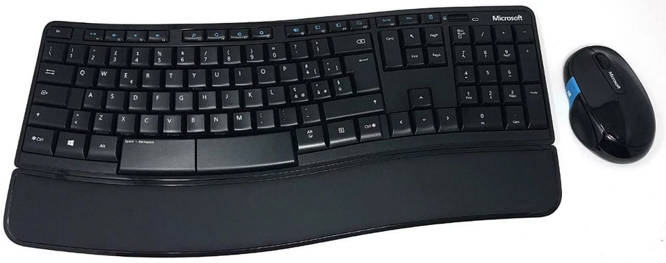 Microsoft Sculpt Comfort Desktop Keyboard and Mouse Set, Italian Layout - QWERTY - Image 1 of 4