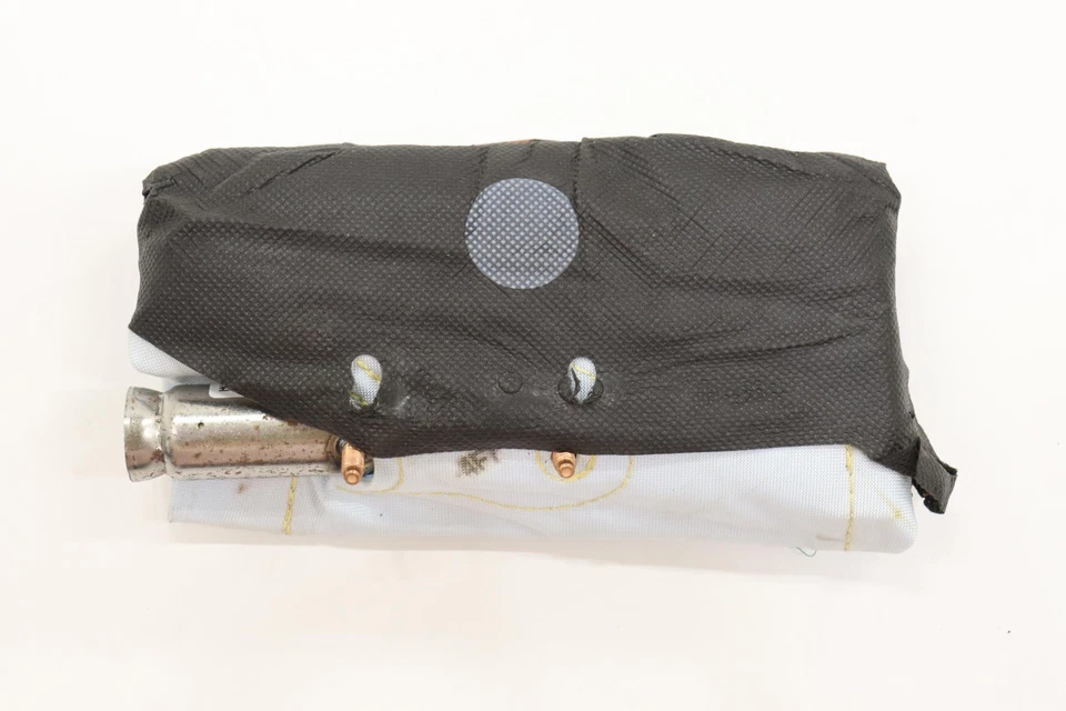 2014 - 2020 FIAT 500L FRONT RIGHT PASSENGER SEAT AIRBAG AIR BAG OEM 00519204110 - Image 1 of 4