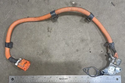 OE 2007 Toyota Prius Inverter Wire Harness Connector 227117 - Image 1 of 4