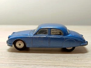 Corgi Toys 208M Jaguar 2,4 litri (6) - Foto 1 di 8