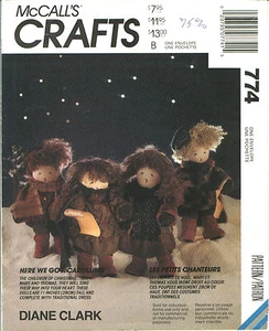 McCall's 6102 Schnittmuster Christmas Carol PUPPEN und festliche KLEIDUNG Nähen UNGESCHNITTEN - Bild 1 von 1