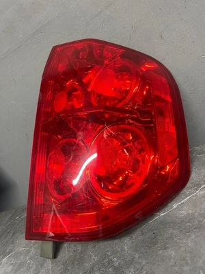 Conjunto de luces traseras Honda Pilot 2003-2008 lado derecho pasajero OEM Foto 1 de 3