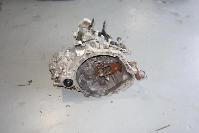 JDM Toyota 1.8L Corolla Matrix 6speed Manual Transmission JDM 2ZR-FE 2009-2013 Foto 1 de 4