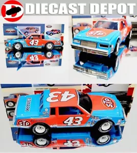 RICHARD PETTY 1981 DAYTONA 500 WIN RACED VERSION 1/24 ACTION - Picture 1 of 3