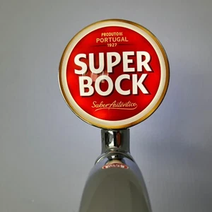 Nagelneues Super Bock Bier Abzeichen! Super Bock Pump Badge! Froschaugenlinse - Bild 1 von 2