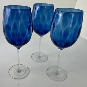 Copas de vino sopladas a mano azules con tallo transparente pie delicado 16 oz - Imagen 1 de 9