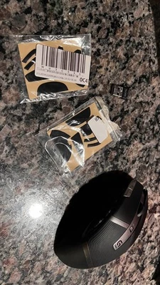Logitech G602 Wireless Gaming Mouse + Dongle USB Receiver + 2x Replacement feets - Image 1 of 4