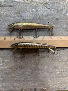 2 Vintage Smithwick Rattlin Rogue Gold/Black 4 1/2" Jerkbait - Picture 1 of 2
