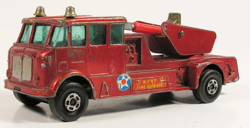 MATCHBOX MERRY WEATHER FIRE ENGINE KENT 15 K15 K-15 SUPERKINGS KING SIZE AZK - Image 1 of 1