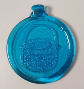 VTG 4" Blue Glass Ornament Sun Catcher w/ Basket Design Excellent Condition!!!! - Picture 1 of 1