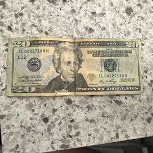 2006 $20 Bank Note Fancy And Low Numbered Serial And Cut Is Uneven - Picture 1 of 2