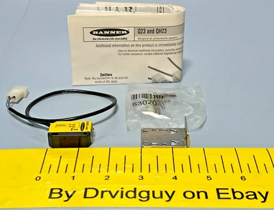 Banner Q236EQ-64647 Photoelectric Sensor, Vertical Polarizing, 10-30VDC - Image 1 of 4