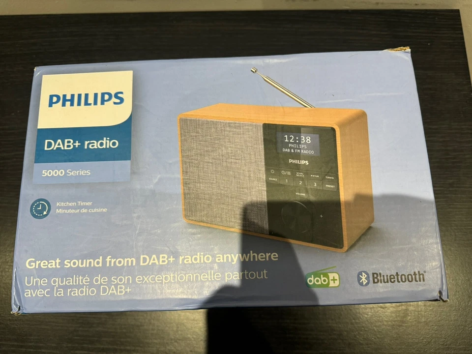 PHILIPS Audio R5505/10 Bluetooth Radio (Wooden Housing, DAB+/FM Radio, 3-Inch... - Image 1 of 1