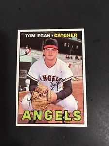 1967 TOPPS TOM EGAN, #147, NM+ (Free Shipping On Any 3!)