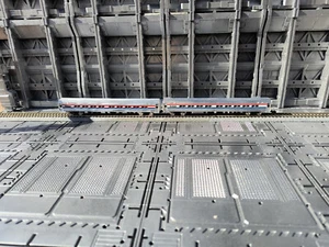 2 Spur N Amtrak Budd Set Amfleet Amcoach Coach Personenwagen glänzend gebraucht wie besehen - Bild 1 von 8