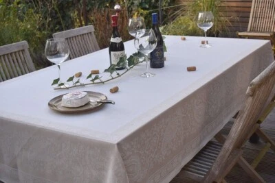 Tablecloth Jacquard Cotton 160x350 CM Paisley Natural France Teflonschutz - Image 1 of 4