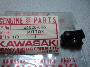 1973-79 KAWASAKI KZ Z1 Z1-A 400 750 900  HORN PUSH BUTTON NOS OEM 46028-006 - Bild 1 von 4