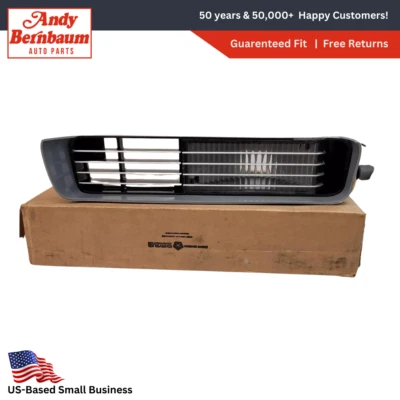 Plymouth Fury I II III 1974 luz de estacionamiento izquierda lámpara bisel cubierta moldura 3728109 nuevo de stock Foto 1 de 4