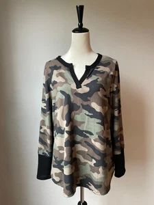 Honey Me Soft Camo Top (L) - Picture 1 of 3