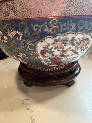 "Medallón chino de porcelana pintada a mano esmaltada azul de 12"" Famille Rose" Foto 1 de 4