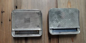 2 Rotolatrici Tabacco Sigarette Automatico Vintage Metallo Singolo Rullo Porta - Foto 1 di 9