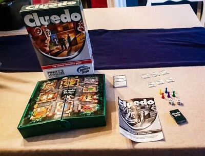 Hasbro Parker Travel Cluedo The Classic Dectective Game On The Go COMPLETE 2005 - Image 1 of 3