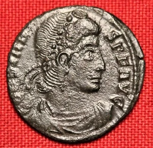 Ancient Roman Bronze Constans AE4 Coin, Christogram! Rare! - Picture 1 of 2