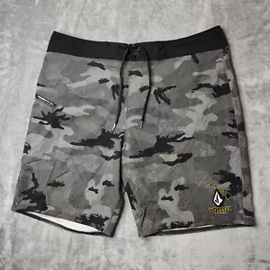 Volcom Camo Mod-Tech Hawaii Board Shorts Swim Trunks Mens Size 38 Gray Camo READ - Picture 1 of 15