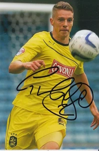 HUDDERSFIELD HAND SIGNED CALUM WOODS 6X4 PHOTO. - Picture 1 of 1