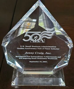 Premio Jenny Craig SBA 2003 Premio al Salón de la Fama Premio Aniversario de Oro - Imagen 1 de 8