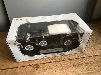 Voiture miniature ech 1:18 pontiac deluxe 1936 signature models - Photo 1/4