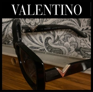 Occhiali da sole vintage Valentino V-gold 515O/S unisex autentici - Foto 1 di 10