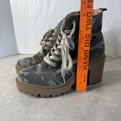Torrid Combat Boots Womens Sz 9.5 WW Wide Green Camo Canvas Chunky Heels Lace Up - Image 1 of 4