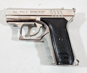 Novedad Encendedor, Encendedor Pistola, 9mm P7M13 Pez Espada, Decorativo, Coleccionable - Imagen 1 de 11