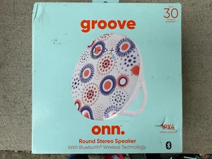 Groove Onn Altoparlante Bluetooth Stereo Rotondo Ipx4 Resistente all'acqua 30 ore di riproduzione - Foto 1 di 1