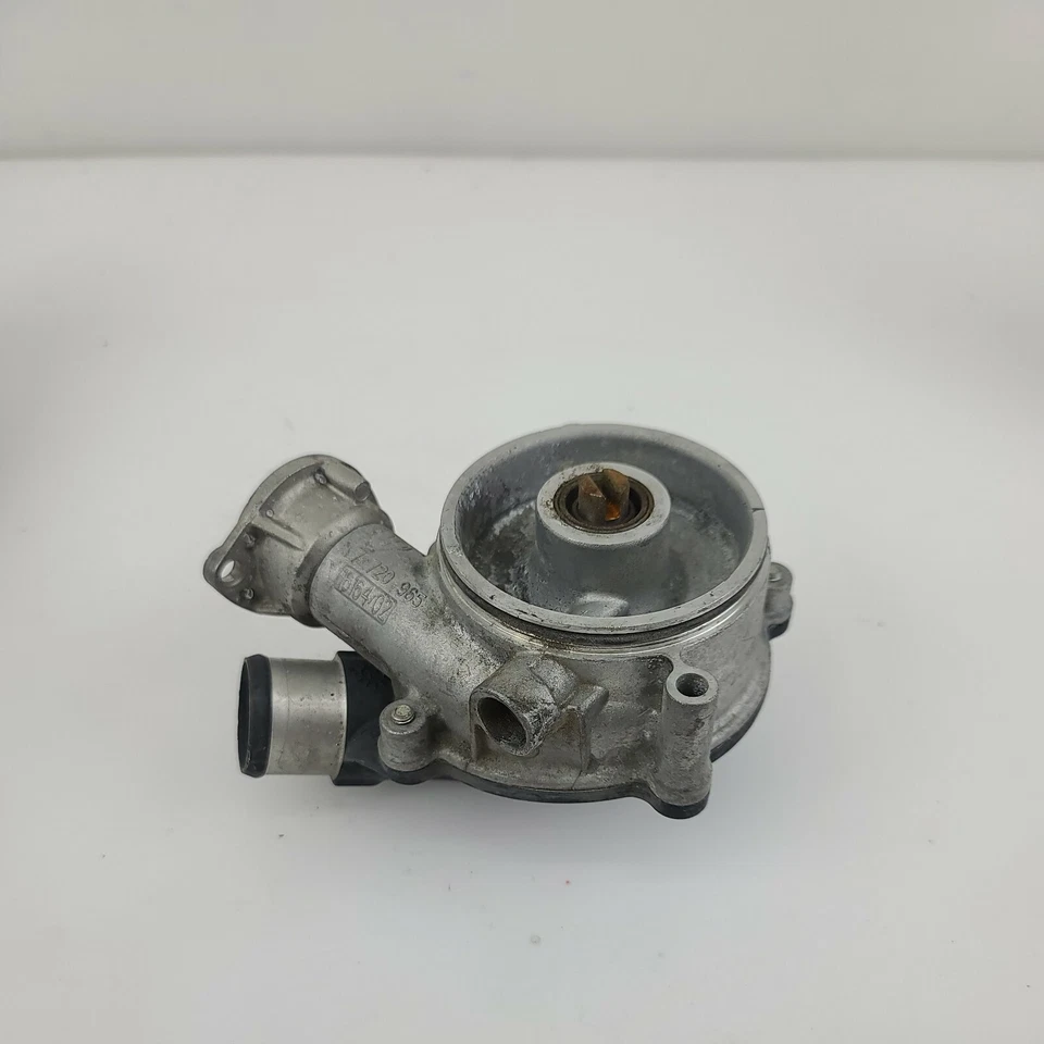 Bomba de agua 2013-2016 para BMW S1000R S1000 bomba de agua impulsor refrigeración OEM Foto 1 de 4