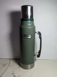 Green Metal STANLEY Eddie Bauer Sport Shop Thermos - 1.1 Quart - EN12546-1 - Picture 1 of 11