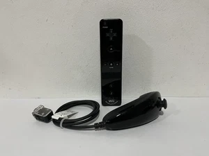 Original Nintendo Wii Motion Plus Controller mit Nunchuck  - Schwarz - Gebraucht - Bild 1 von 1